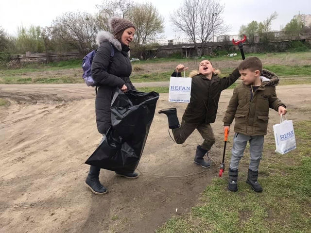 РЕФАН подкрепи кампания пълна с мисъл, любов и действия!