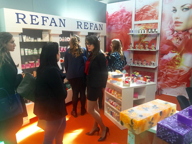 REFAN с атрактивен щанд на световното изложение за козметика в Болоня