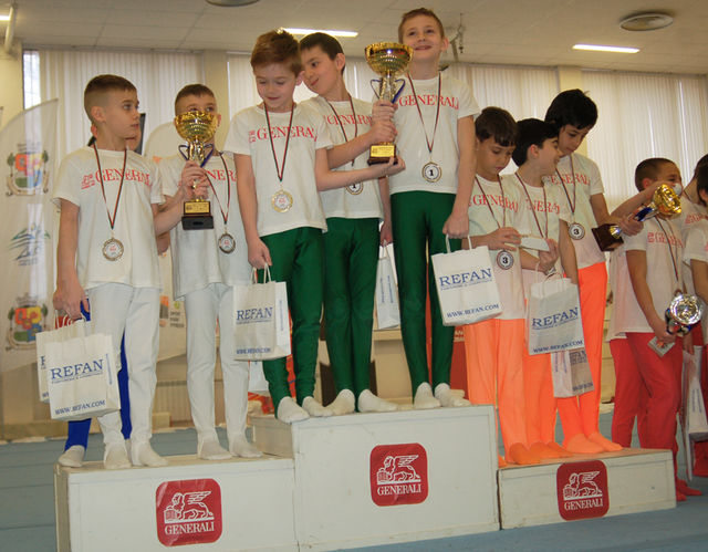 REFAN раздаде подаръци на млади спортни надежди в турнира „Йордан Йовчев“